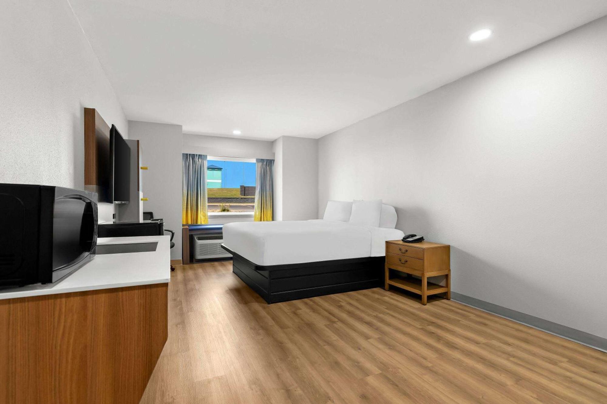 Microtel Inn & Suites By Wyndham Tulsa - Catoosa Route 66 Екстер'єр фото