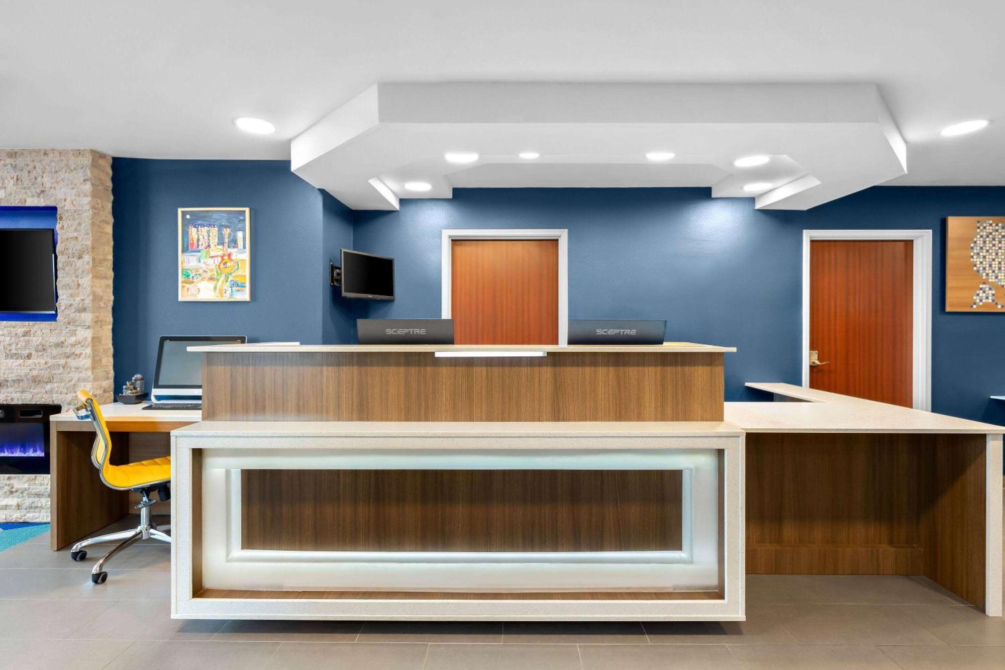 Microtel Inn & Suites By Wyndham Tulsa - Catoosa Route 66 Екстер'єр фото